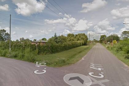 Calle 411 entre 156 y 157 en Arturo Seguí, La Plata donde un policía mató a su expareja