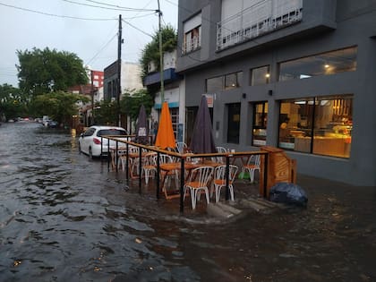 Calles inundadas en Mar del Plata