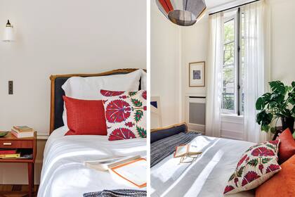 Cama antigua, mesa de luz vintage y el elemento artesanal contemporáneo de la lámpara colgante ‘Bonbon’ (Hay), de hilos de algodón. Nuevamente, un almohadón suzani de Casa Capulette: es chico, pero se hace ver.