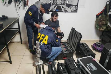 Desbarataron una banda que robaba equipos de filmación y los ingresaba en la Argentina de contrabando