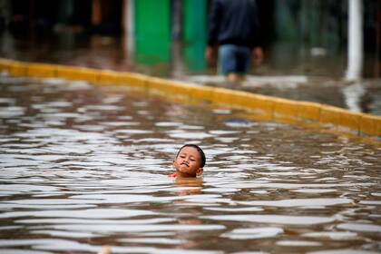 Yakarta sufre una de las peores inundaciones desde enero de 2013