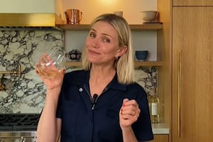 Cameron Diaz se asoció con Gwyneth Paltrow, abrió su heladera y generó indignación