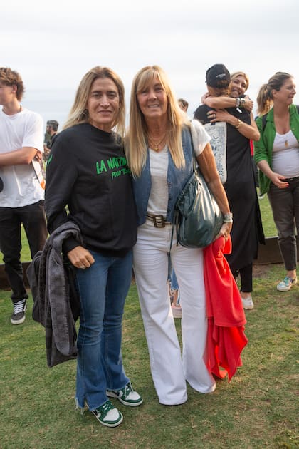Camila Cambiaso y Cecilia Pieres.