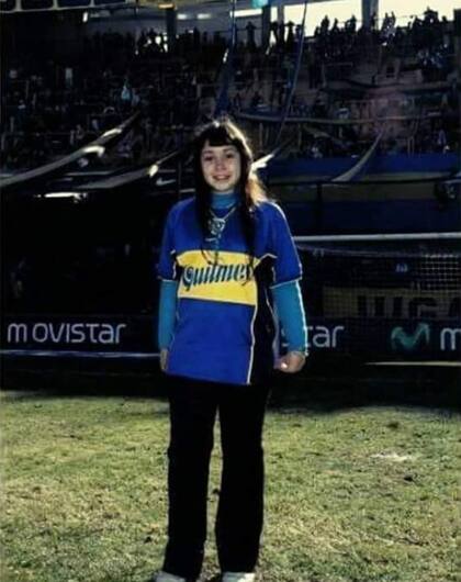 Camila dice que, desde la primera vez que fue al estadio de Boca, su pecho se "infla con los colores azul y amarillo".