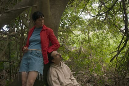 Camila Peralta y Agustín Gagliardi en una escena del film que dirige Camila Fabbri