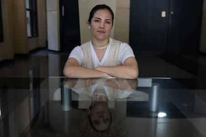 Camila soñaba con estudiar comercio exterior, pero no podía costear la universidad, hasta que conoció a la Fundación Empujar donde le dieron las oportunidades que no encontraba en el día a día