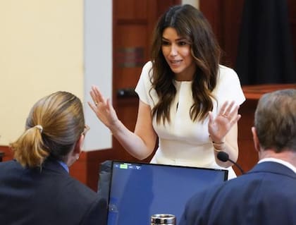Camille Vásquez, abogada de Depp, dijo que las mujeres del equipo sabían cómo ganar el juicio. Foto: EFE