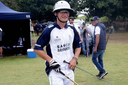 Camilo Castagnola debutó en la Triple Corona al reemplazar por un chukker en La Dolfina a su tío Adolfo Cambiaso durante el Abierto de Tortugas.