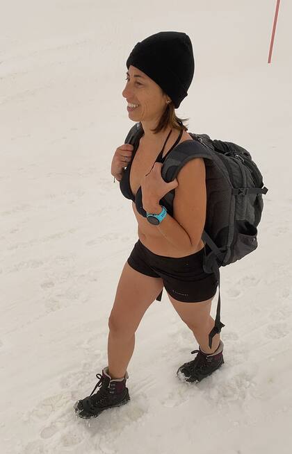 Caminatas en el hielo con poca ropa