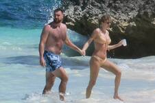 De los mimos bajo el sol de Taylor Swift y Travis Kelce a la salida de Dua Lipa con su nuevo novio