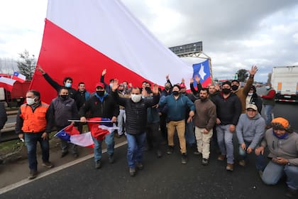 Camioneros chilenos reclaman seguridad 