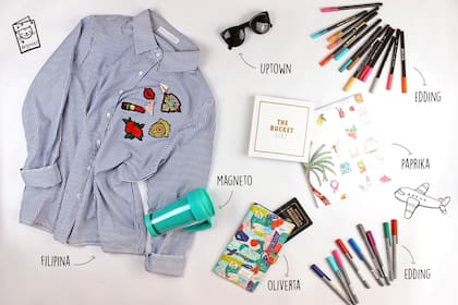 Camisa $700 de Filipina / Anteojos de Uptown / Vaso $129 de Magneto / Bitácora The Bucket List $310 y Coloring Book $282 de Paprika / Porta Documentos $390 de Oliverta / Sets Colour Happy de Edding