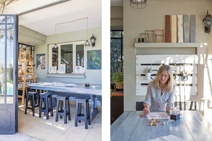 Alejandra pintando en el taller, donde enseña diferentes técnicas de reciclado y brinda workshops sobre estampado textil, pintura abstracta, acuarelas y velas de soja, entre otros.