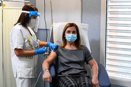 Campaña de vacunación contra el COVID 19 en Codogno, Italia.