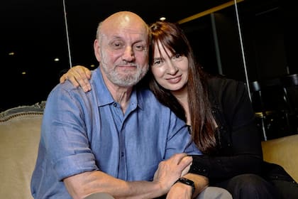 Campanella y su esposa, Cecilia Monti, también autora de la última obra teatral del director, que sigue en cartel en Buenos Aires
