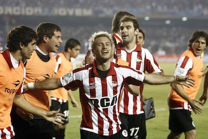 Campeón de la Copa: festejo en el Mineirao con Boselli, Calderón...