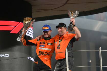 Campeones: desde Woking, una ciudad industrial de Inglaterra, regresó un histórico que cortó la hegomonía de Red Bull y Mercedes