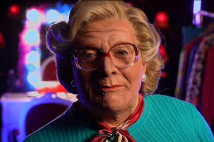 Campi se pone en la piel de la Señora Doubtfire