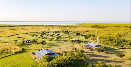 Camping Camba Cua tiene todos los servicios en un terreno amplio.