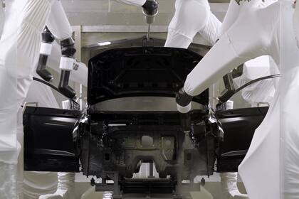 Cámra de pintura con tecnología al agua realizada por robots