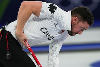 Canadá, la histórica potencia mundial del curling, siente la presión en Cortina