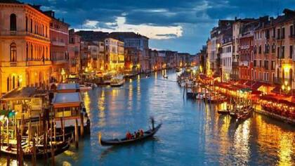 Canales y góndolas, el gran atractivo de la ciudad