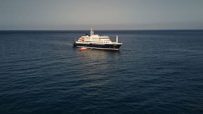Canarias rechaza recibir al crucero afectado por hantavirus pese a la decisión de España.