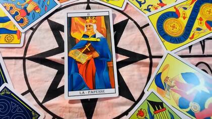 Cáncer está en una posición de sabiduría y de estar tranquilo.