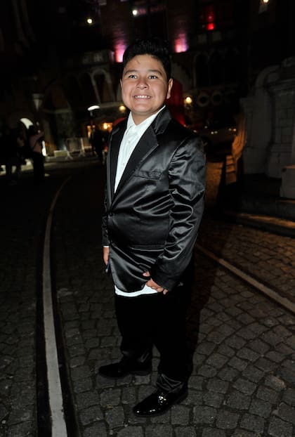 Canchero y sonriente, Dieguito Fernando Maradona posó para las cámaras