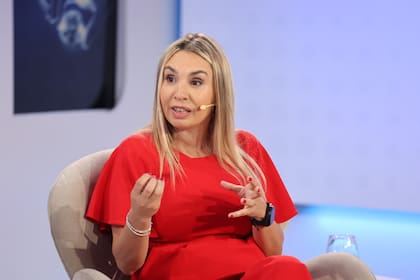 Candelaria Alonso (directora de acceso, mercado y comercial de AstraZeneca Cono Sur)