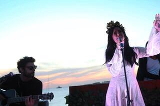 Así fue el recital de Candelaria Tinelli en Punta del Este