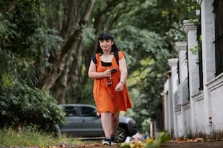 Tiene 28 años, conduce un programa en la TV Pública y exige que dejen de mirarla con lástima