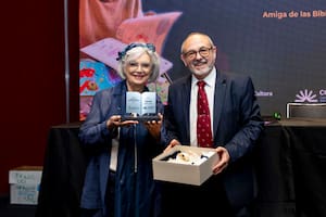 Canela: “Devolver al mundo lo que el libro le ha dado”