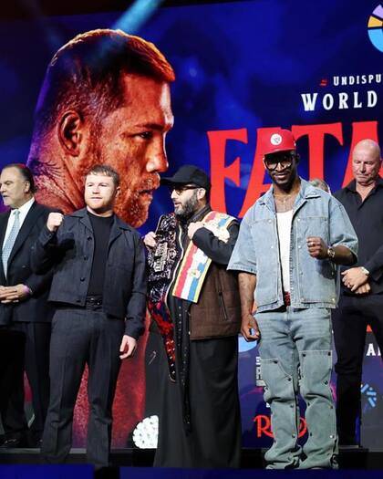 Canelo busca recuperar el título de la FIB, del que fue despojado en 2024 por no enfrentar a Scull a tiempo