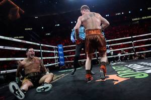 Canelo le ganó a Berlanga y retuvo el título mundial