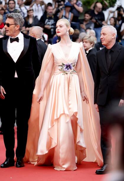 Enfundada en un fabuloso vestido de Gucci, Fanning fue la más aplaudida de la jornada.