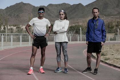 Cano (marcha), Casetta (3000 metros con obstáculos) y Mastromarino (maratón), los tres atletas mundialistas que eligieron Cachi para su preparación