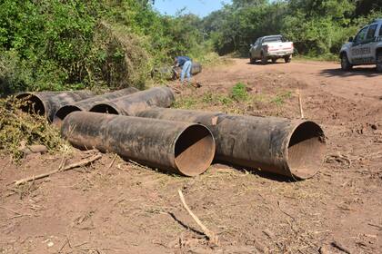 Caños de gas que estaban destinados al gasoducto nunca terminado