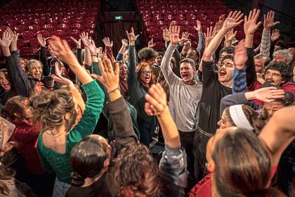 Cantar las "hurras" antes de arrancar, un ritual y una cábala
