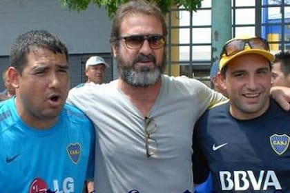 Cantona, con Mauro Martín y Maxi Mazzaro