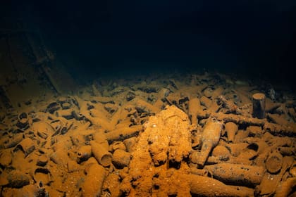 Caos de botellas en el Fujikawa Maru