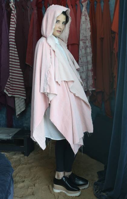 ¿Caperucita rosa o Florencia Torrente?