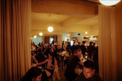 Caprichito y el ambiente tranquilo para jóvenes y adultos