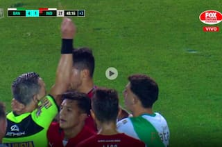 El momento de furia de Insaurralde contra el árbitro Mastrángelo