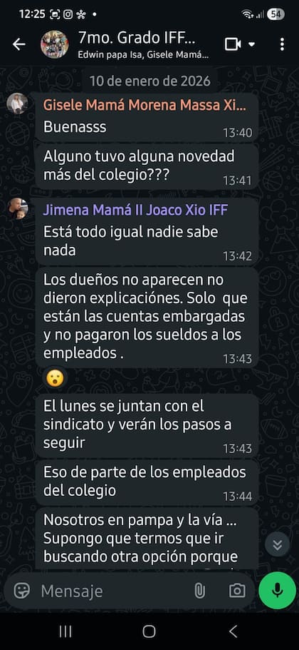 Captura de pantalla del grupo de Whatsapp de los padres de 7mo grado del Instituto Formando Futuro