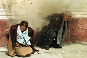 Captura de Youtube OffWithOurHeads