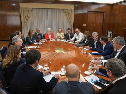 Caputo y Bullrich junto a los aliados