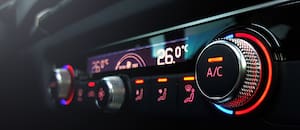 Ahorra de nafta en la ruta: ¿conviene prender el aire o bajar las ventanillas?