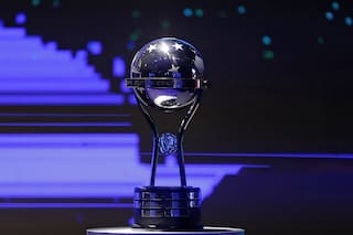 Carabobo le discute de tú a tú a River en una Sudamericana que vio resucitar al Vasco