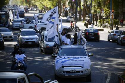 Caravana en Mar del Plata a 10 años de la muerte de Néstor Kirchner